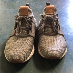 New balance Running shoes